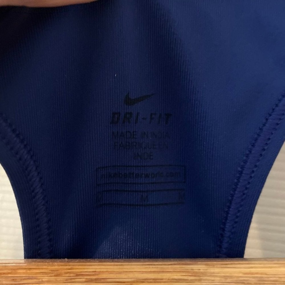 Nike Pro Sports Swoosh Sports Bra in Blue - Picture 3 of 3